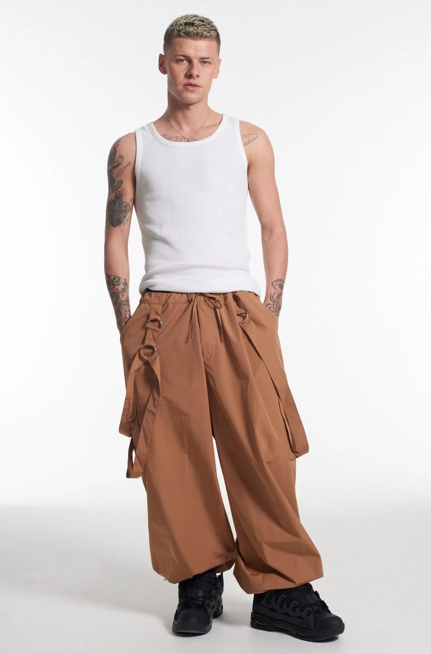 The Ragged Priest Division Parachute Pants-Men Bottoms
