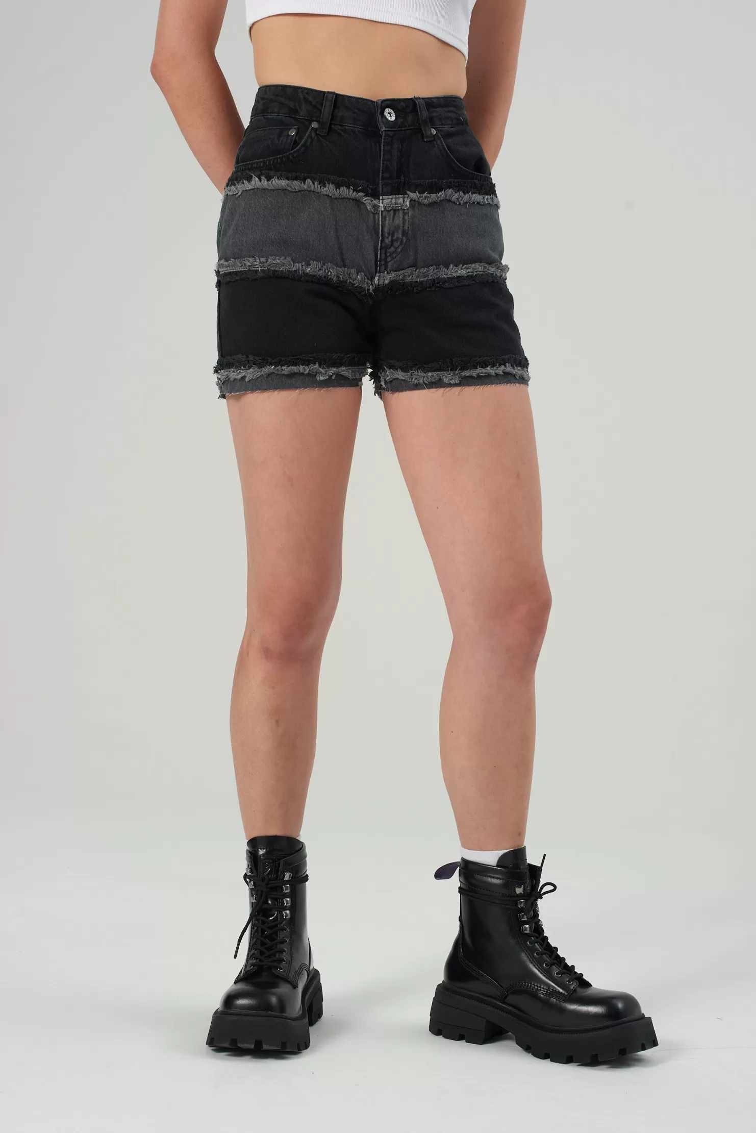 The Ragged Priest Rogue Short-Women Skirts & Shorts