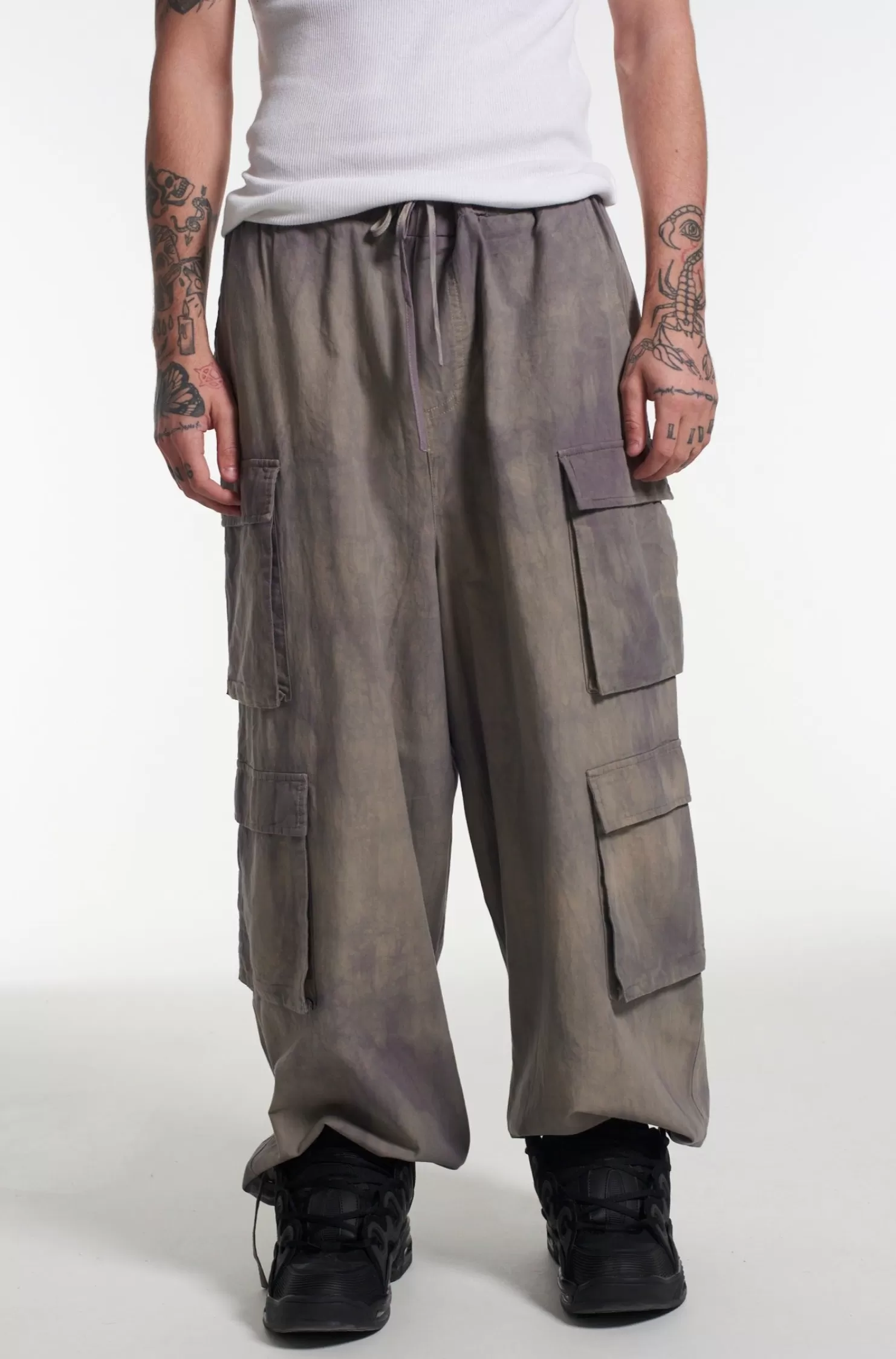 The Ragged Priest Storm Parachute Pants-Men Bottoms